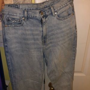 AE mom jeans size 10